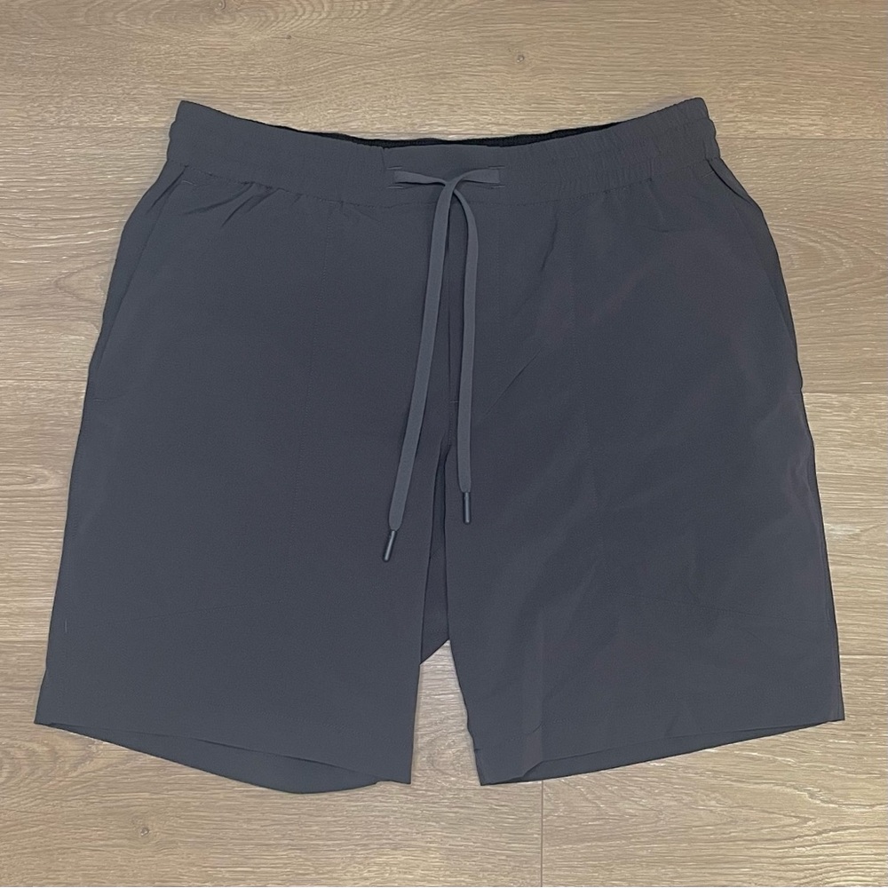 Men’s lululemon Bowline Short 8” Stretch Ripstop, Large, NWOT, Never Worn